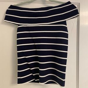 Over the shoulder top